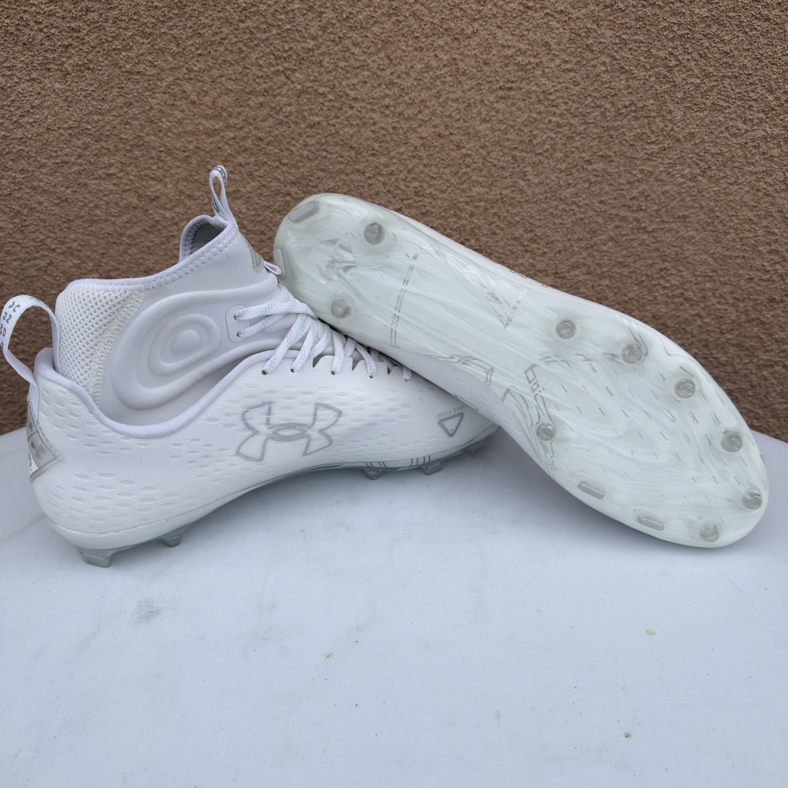 Under Armour Spotlight Lux MC 2.0 Football White/Gray Cleats Mens Size 16