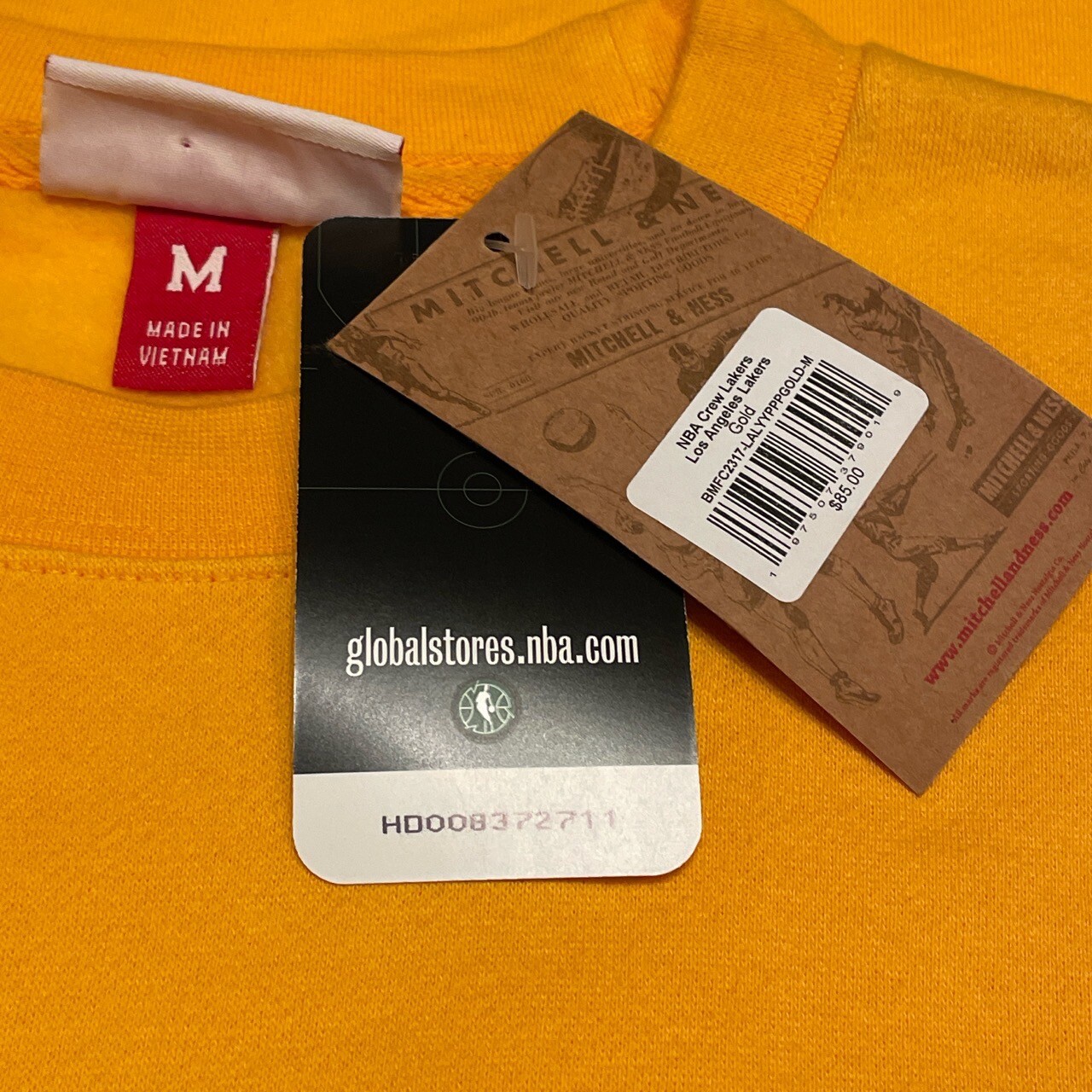 MITCHELL & NESS LOS ANGELES LAKERS RETRO LOGO YELLOW SWEATSHIRT (SMALL)