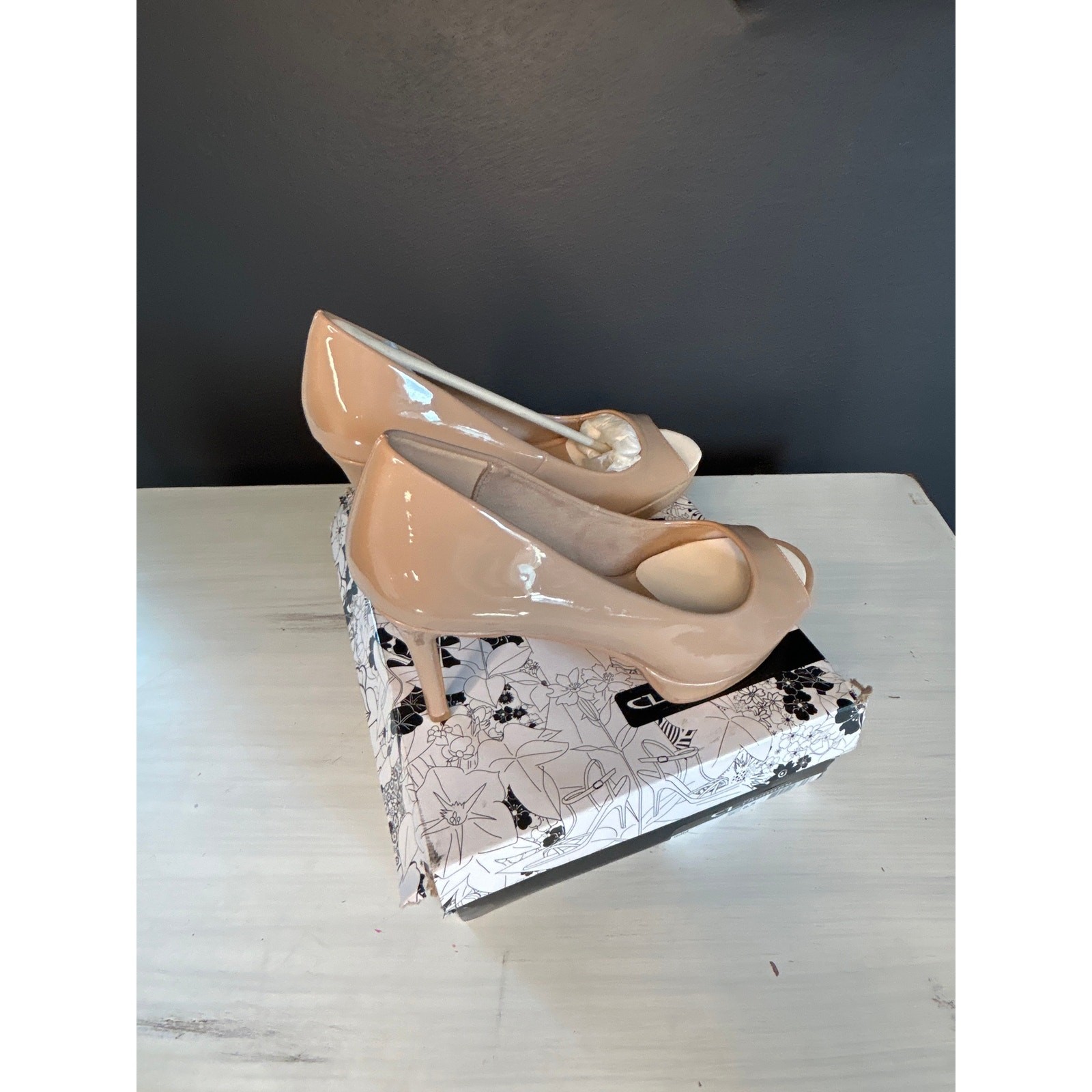CL by Laundry Mild Peep Toe Stiletto Platform Pump White Patent Size 8.5