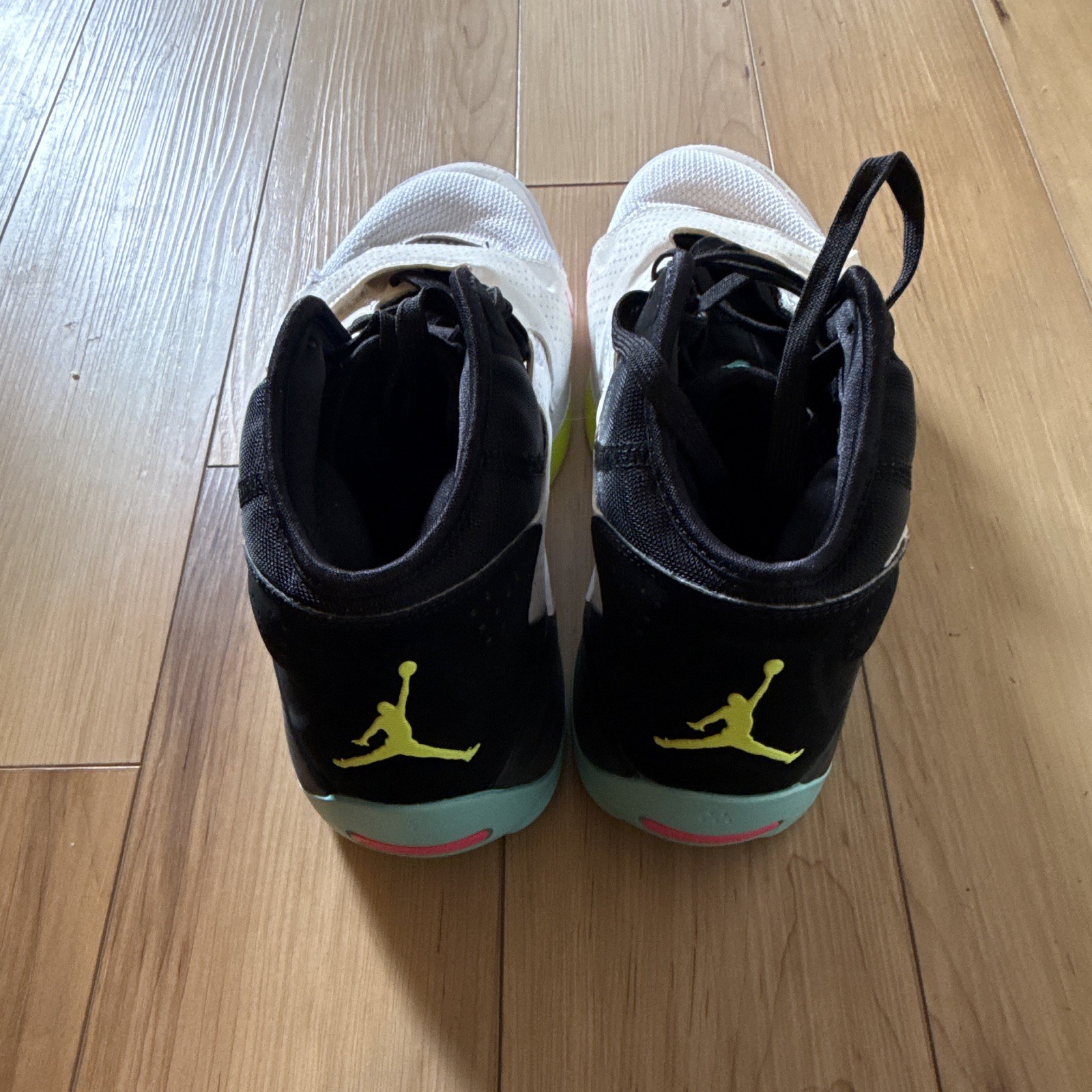 Jordan Zion 2 Mid Top Basketball Sneakers Lace Up Hook & Loop White/Black