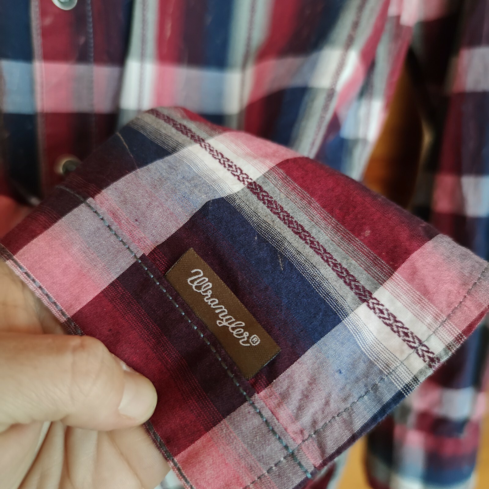 Wrangler Retro Western Plaid Pearl Snap Button Down Shirt Top Red Blue Sz Medium