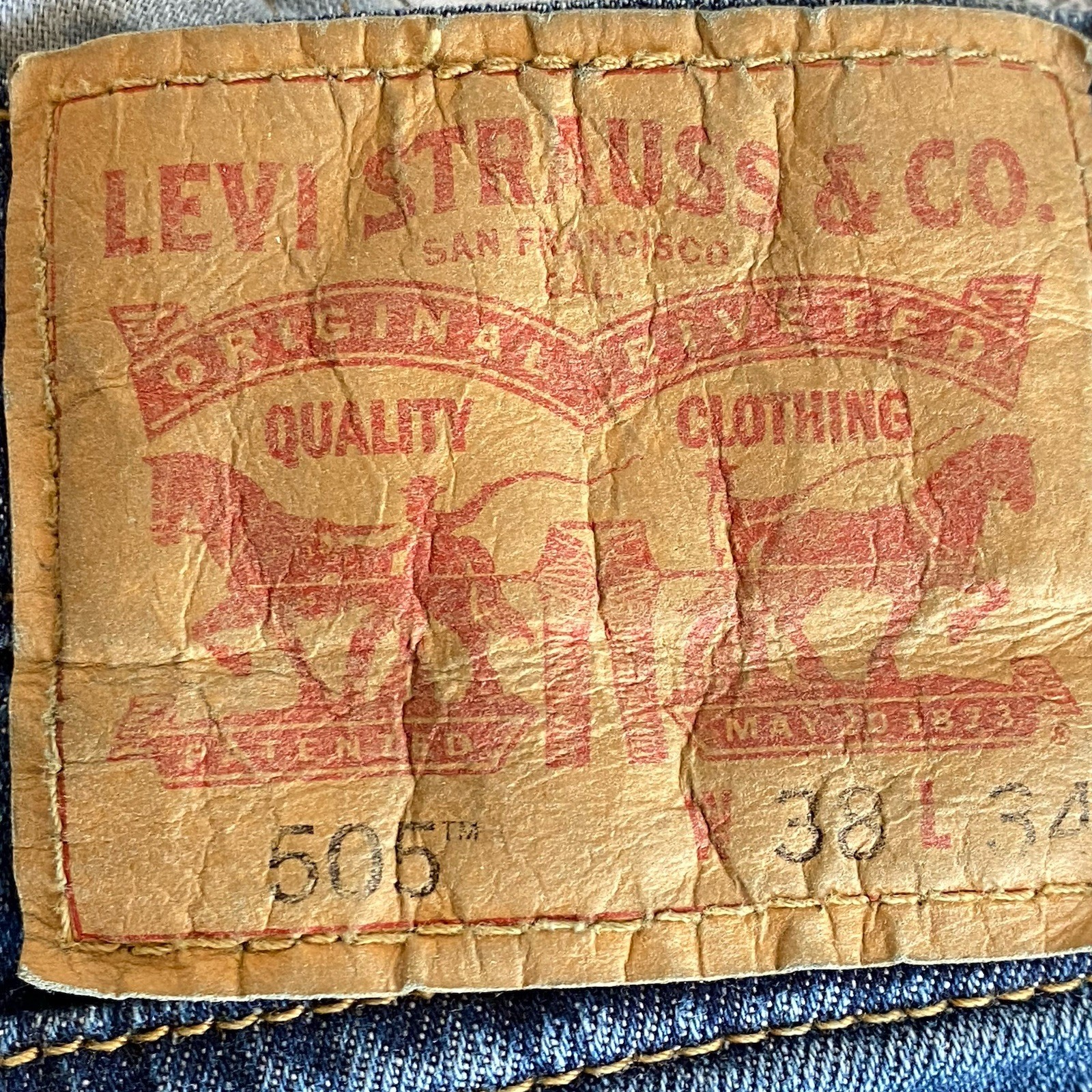 Levi’s NWT 505 Regular Fit Men’s Jeans W38 L34 Dark Stonewash Stretch Denim