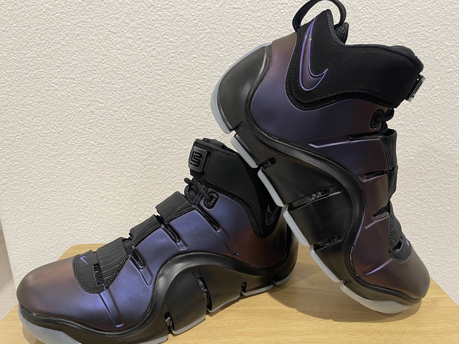 Nike Zoom LeBron 4 Eggplant/Varsity Purple – FN6251-001 Mens size 10 New in Box