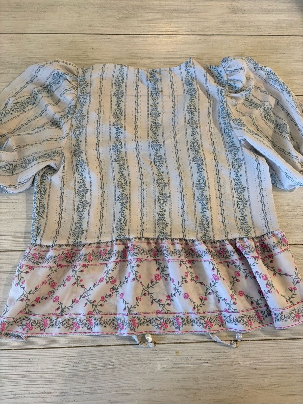 CeCe Cream Floral Tunic Puff Sleeve Tie Front Cottagecore | Size Small