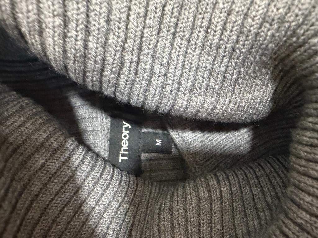 Theory Gray Rib Knit Cold Shoulder Turtleneck Sweater Women’s Medium Wool Blend