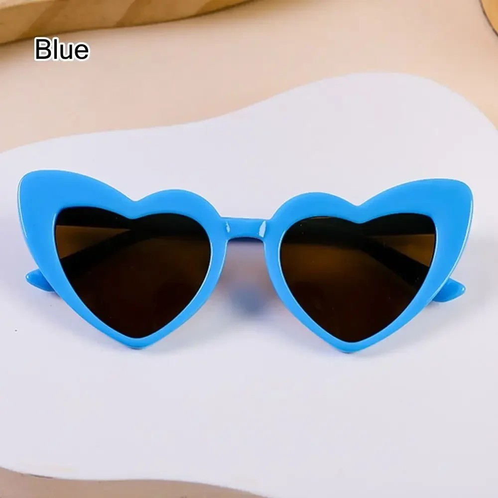 Heart-Shaped Sunglasses – Trendy Retro Fashion Shades for Women & Girls