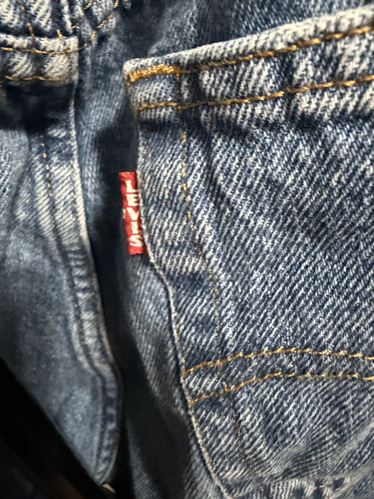 Levi’s Premium Women’s Straight Regular Fit High Rise Medium Wash Jeans, 30
