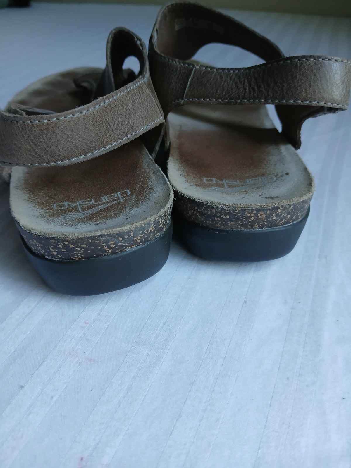 Dansko Sandals 41 Reece Loop Toe Cushioned Comfort Casual Leather Cork Beach