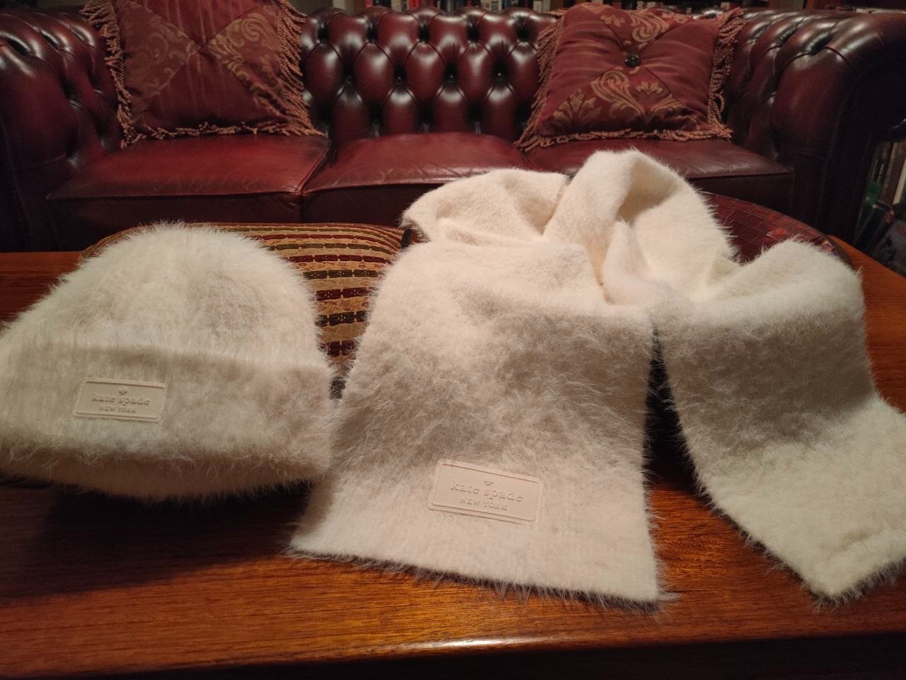 Kate Spade New York – Cream Scarf & Beanie Set – Soft Fluffy Winter Luxe