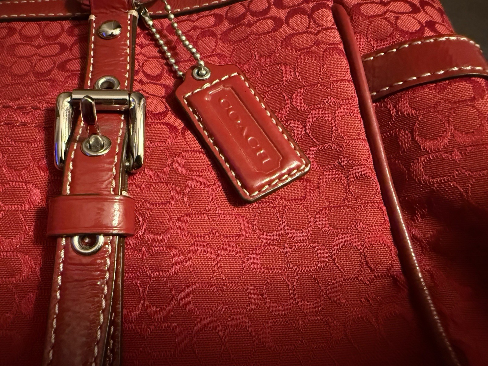 Coach Signature, Cherry Red, SoHo Y2KBag, Zip Top, Lined, Inner Pockets