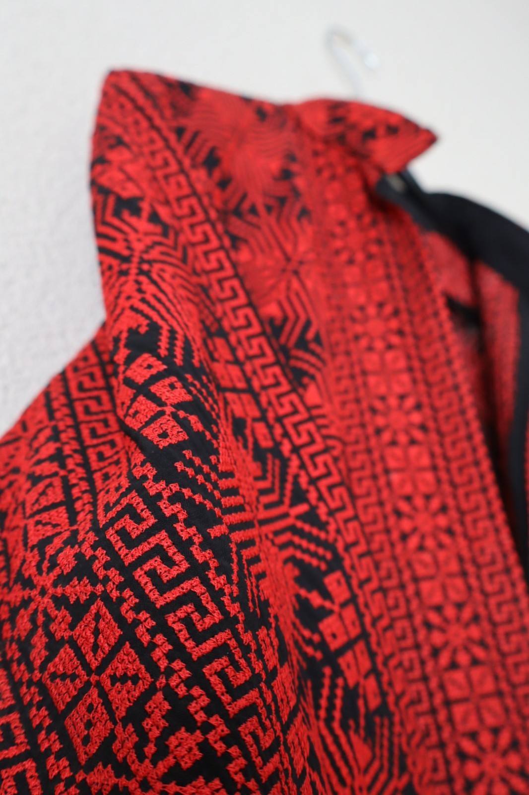 Traditional Palestinian / Jordanian Embroidered Thobe Kaftan Dress Black – WARDA