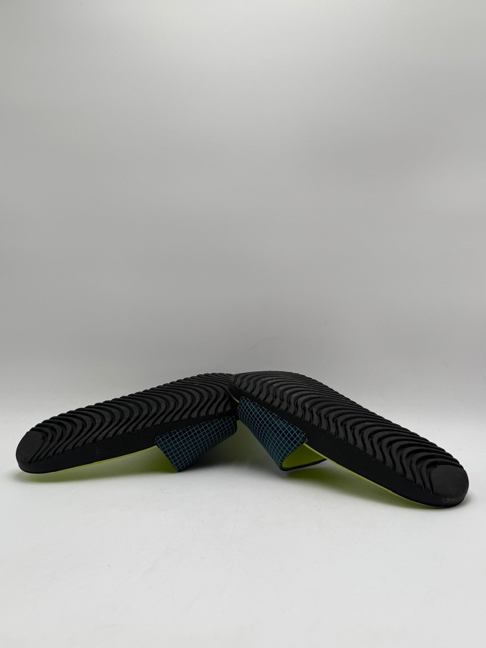 Nike KAWA SLIDE SE1 Black/Aqua Unisex Kids’ NEW Sandal Green Multiple Sizes