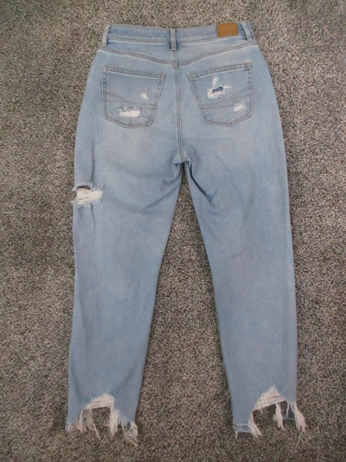 American Eagle Jeans Womens 8 Blue Mom Jean Distressed Ripped Stretch 29×28