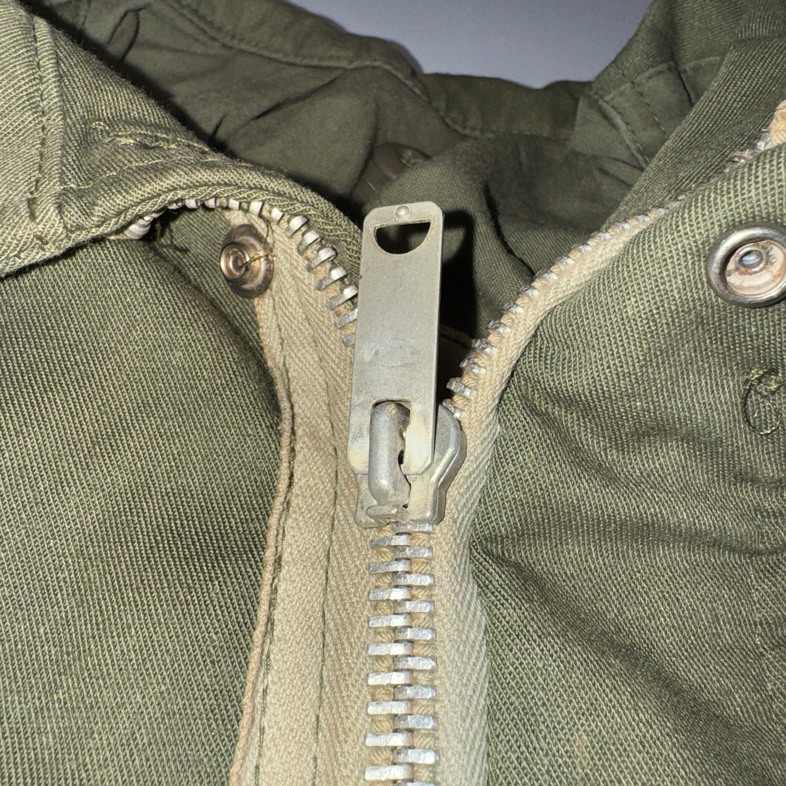 Vintage US Army M-1951 OG 107 Field Jacket Size L Regular With Hood 1960’s 60’s