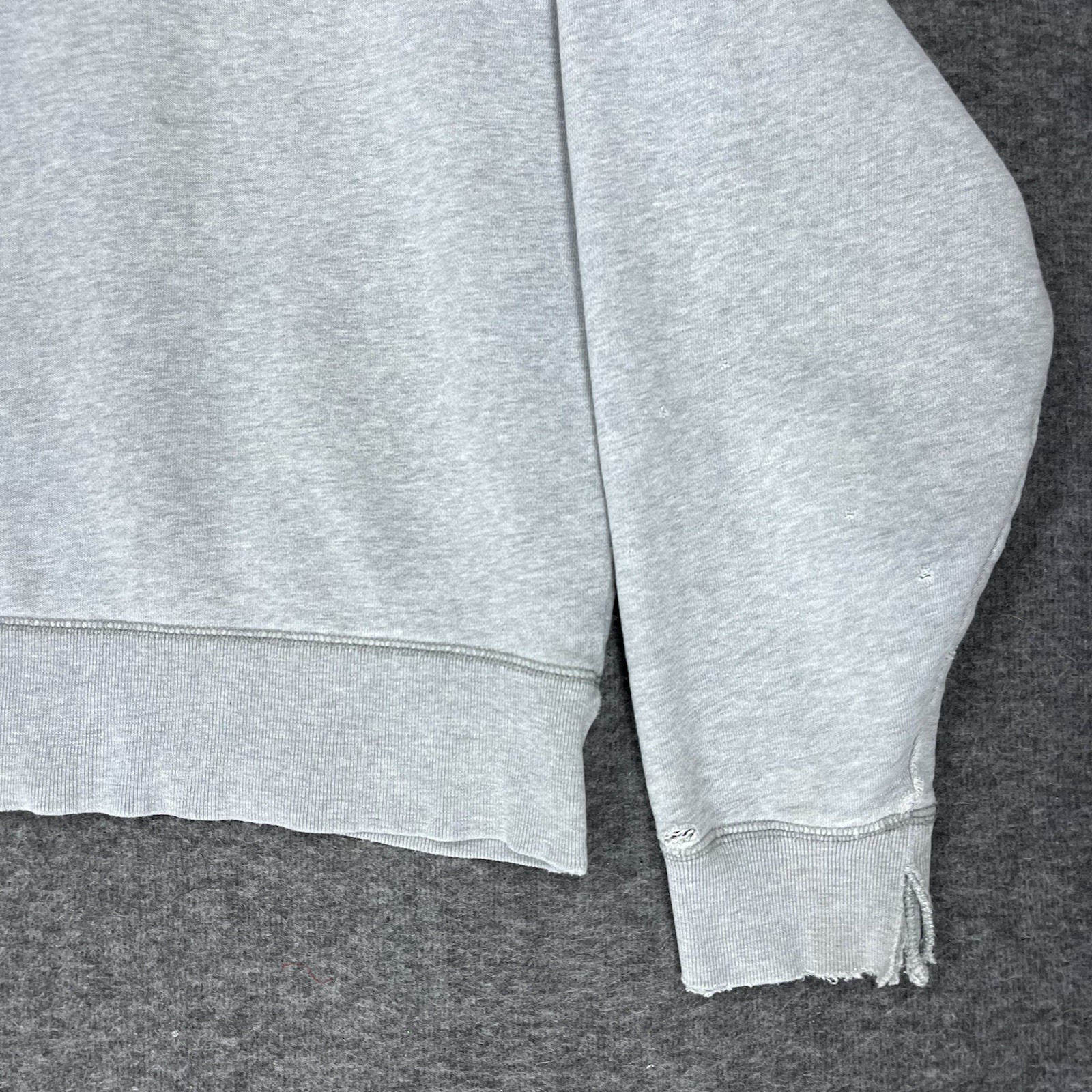 Vintage Gap Sweatshirt Men’s Small Gray 90s Y2K Boxy Athletic Distressed