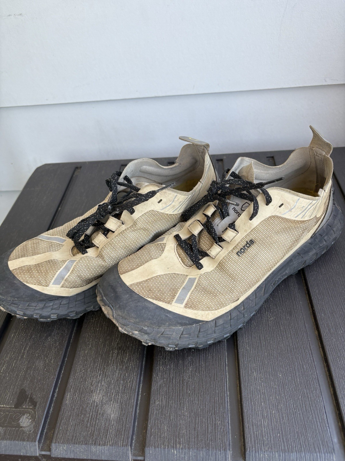 norda 001 shoes 10.5 pebble black trail men’s