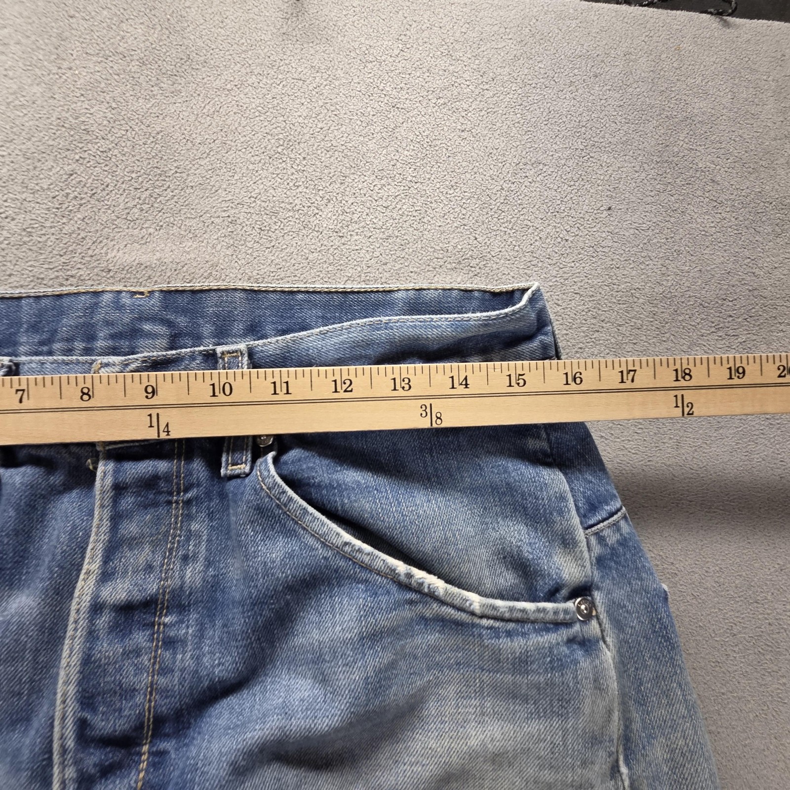 Vintage Levis Engineered Jeans Mens 32×32 Blue Twisted Medium Wash Button Fly