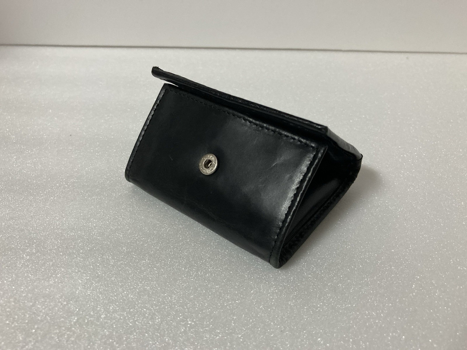 GUESS By Marciano Black Leather Coin Case Wallet Woven Design w/ Box Pre-Owned