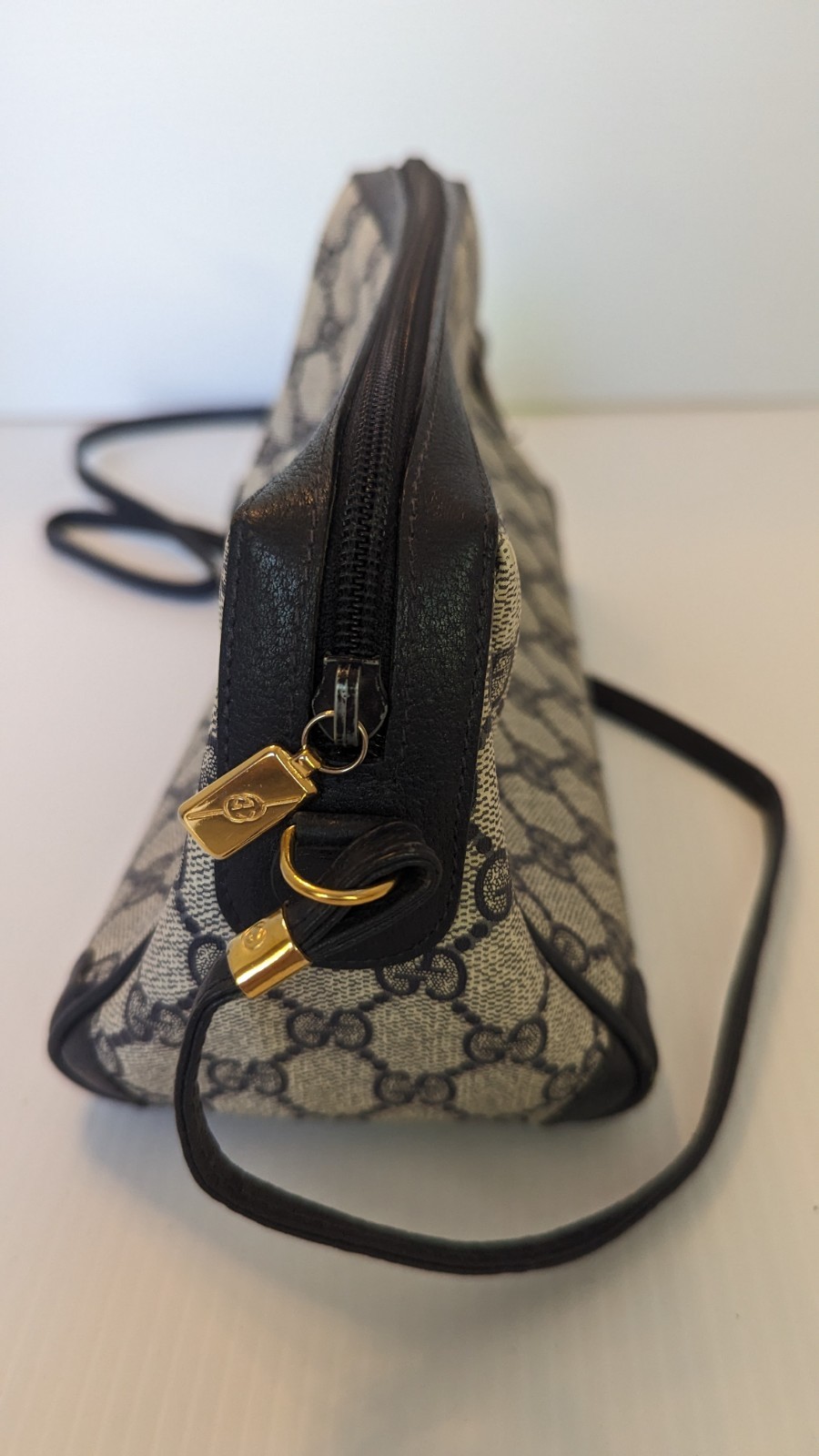 Vintage Gucci GG Supreme Canvas Crossbody Bag Navy Monogram Camera Bag Auth