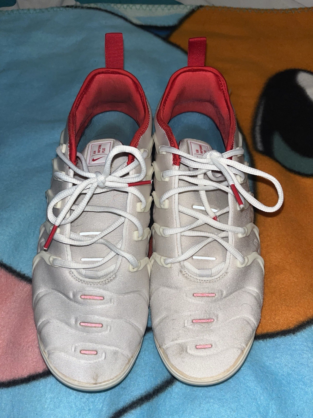 Nike Air VaporMax Plus Men’s Low Top Lace-Up Sneakers White/Red