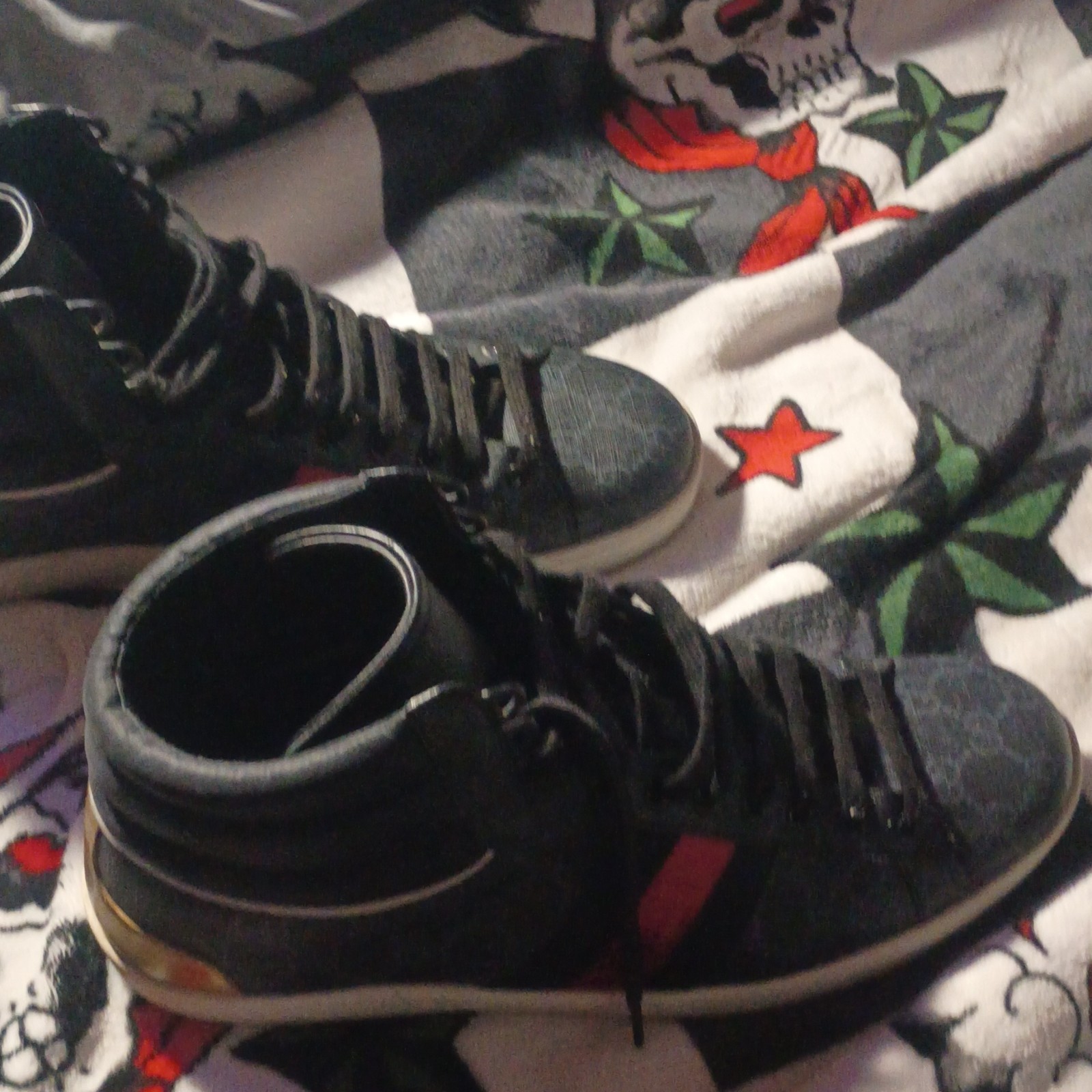 Gucci Signature High Top Sneakers Gray GG Monogram Lace-Up Red/Blue Stripe