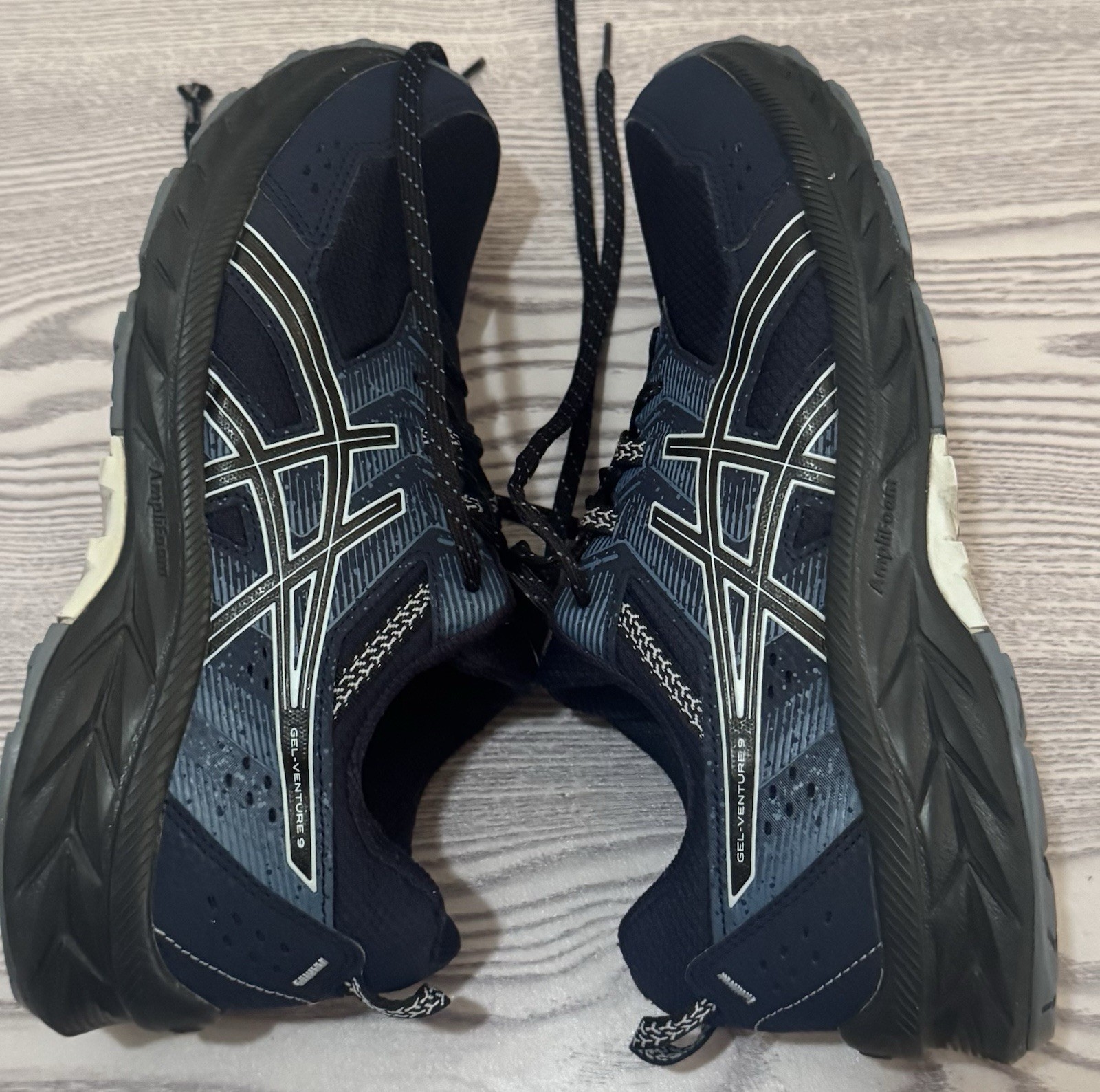 Men’s ASICS Gel Venture Shoes Size 8 Extra Wide