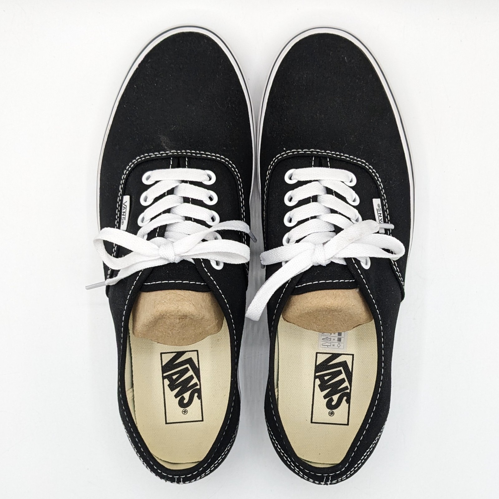 VANS “Authentic” Men’s Classic Icon Black Canvas Upper w/ Rubber Sole Shoes NEW