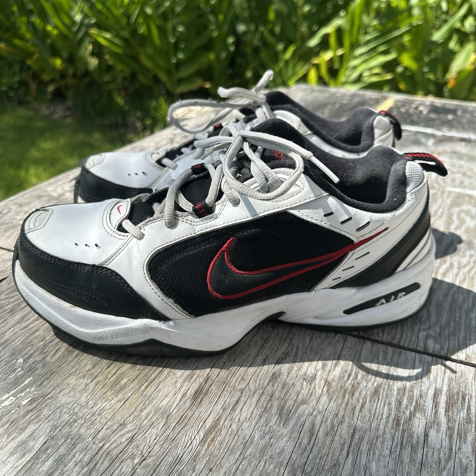 Nike Air Monarch IV Men’s 10 W Red Black White Sneakers 980