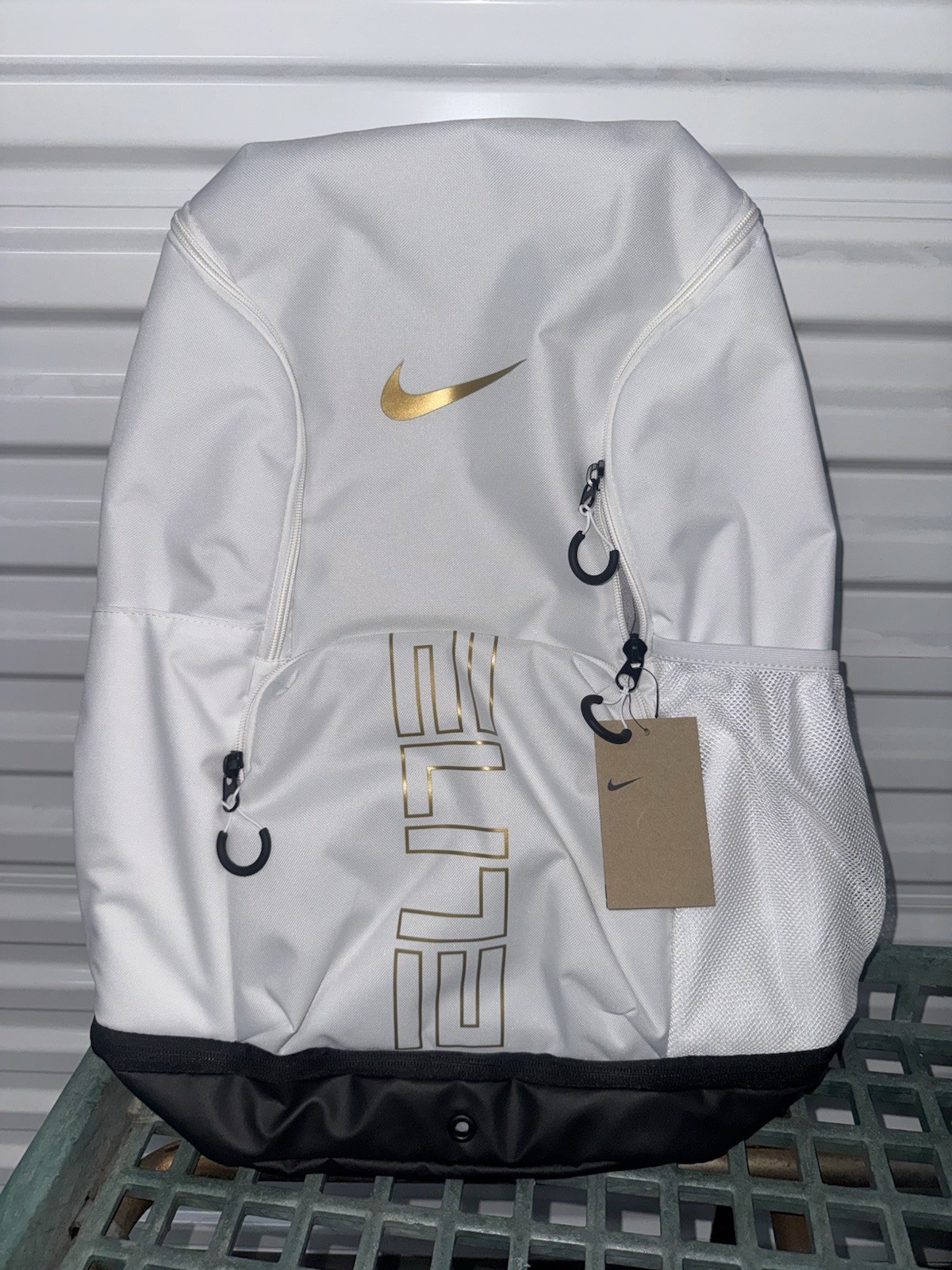 Nike Varsity Elite Backpack (32L) White Gold Black HM9965-100 Brand New