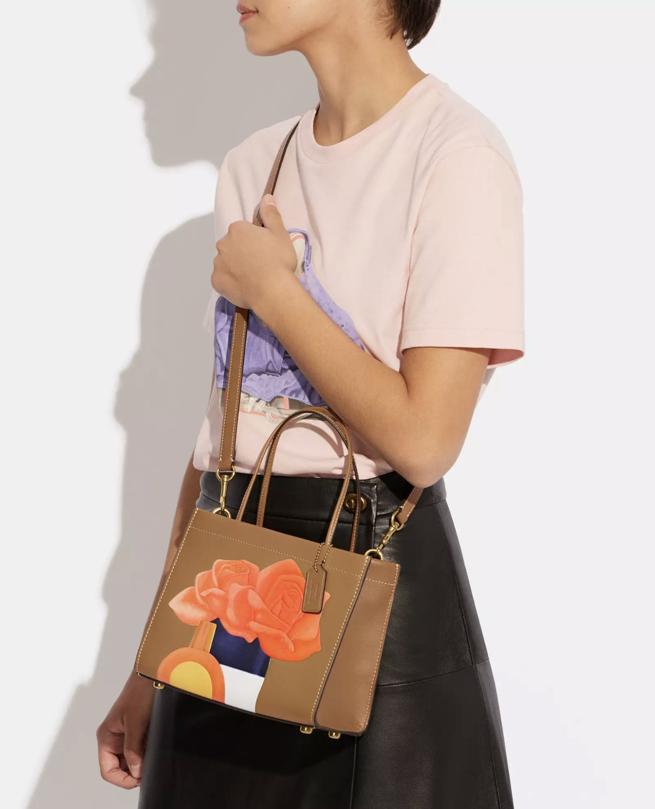 COACH x Tom Wesselmann Cashin Carry Tote 22 in Floral Print CA128