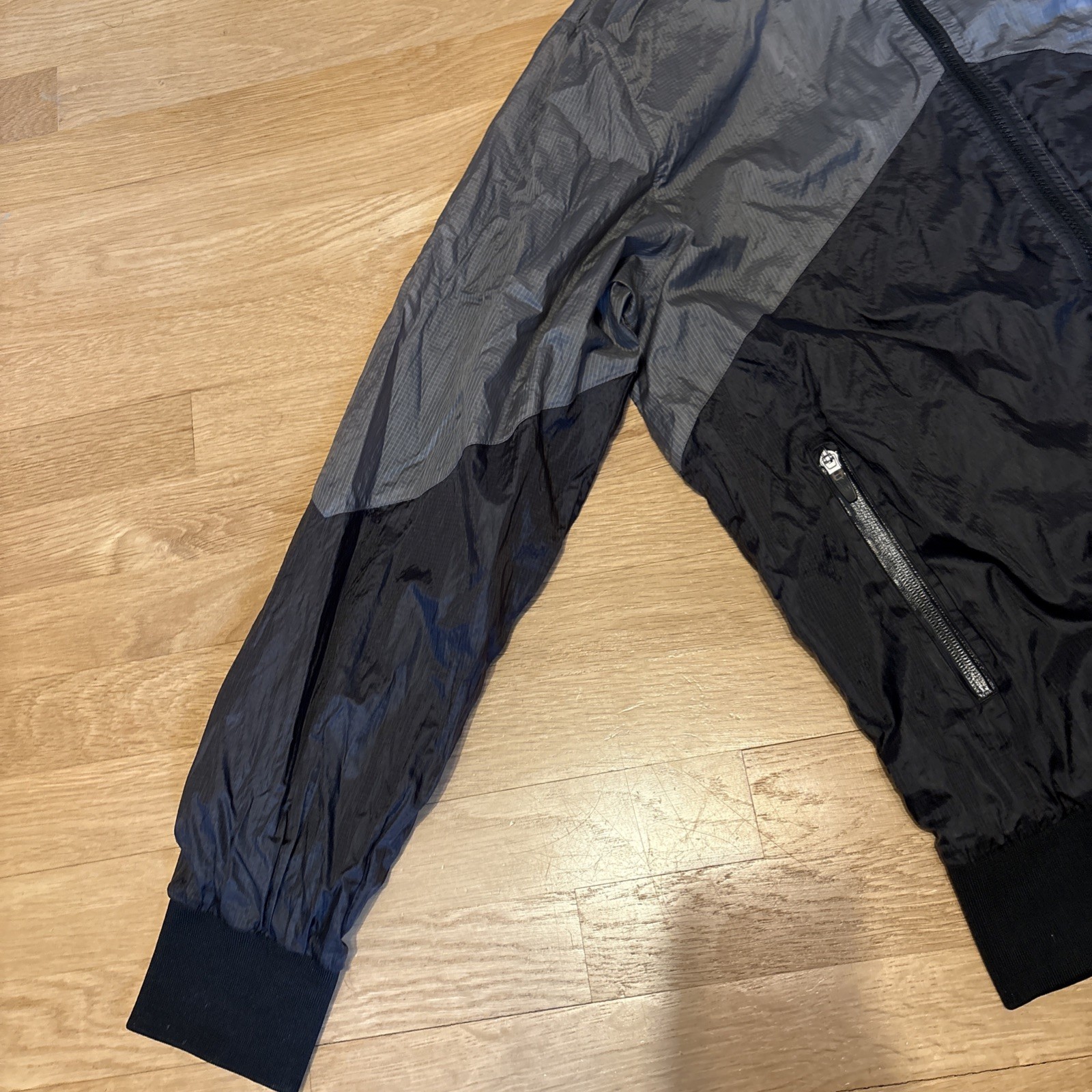 NIKE 6.0 Windbreaker WindRunner Jacket Skateboarding BMX Large SB