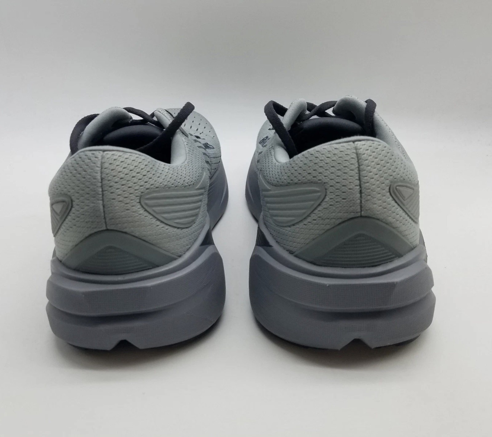 Brooks Ghost Max 3 Men’s Size 12 Medium (D) Running Shoes Gray