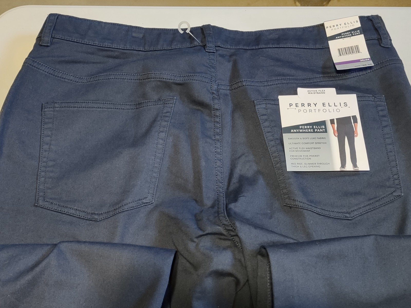 NWT – Perry Ellis Portfolio – Men’s Anywhere Pant – Dark Blue – 36 X 34