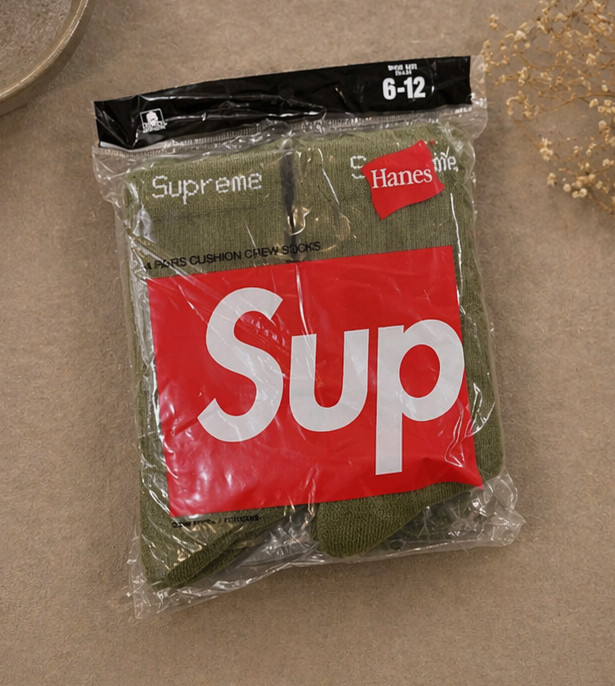 Supreme X Hanes Crew Socks – Green Olive, Pack of 4, Size 6-12