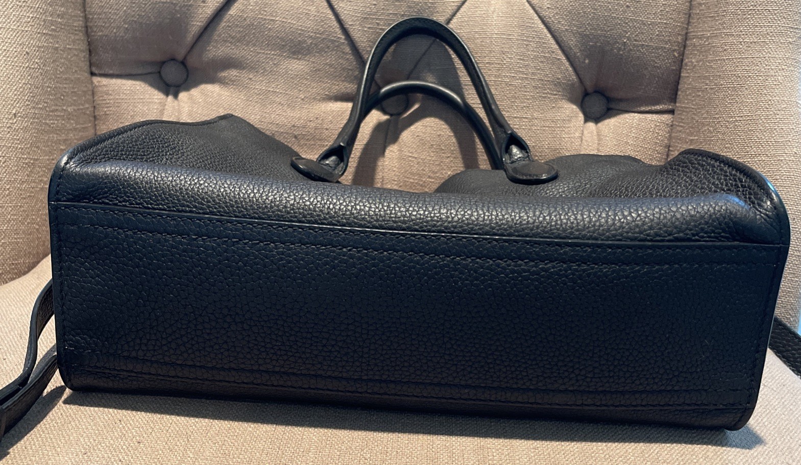 Gucci Soft Calfskin Jackie Piston Lock Top Handle Crossbody Bag Black Calfskin