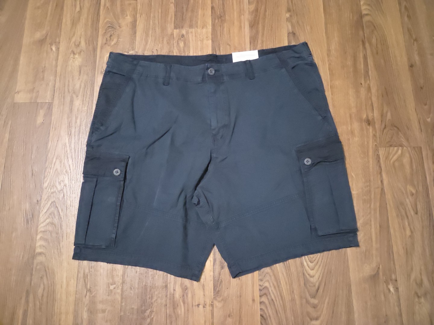 NEW American Eagle Next Level Flex Cargo Shorts Mens 46 Black Adjustable Waist
