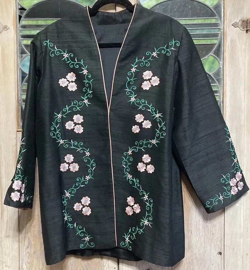 Vintage Black Floral Embroidered Ladies Hanbok Po Style Jacket Smoking Asian EUC