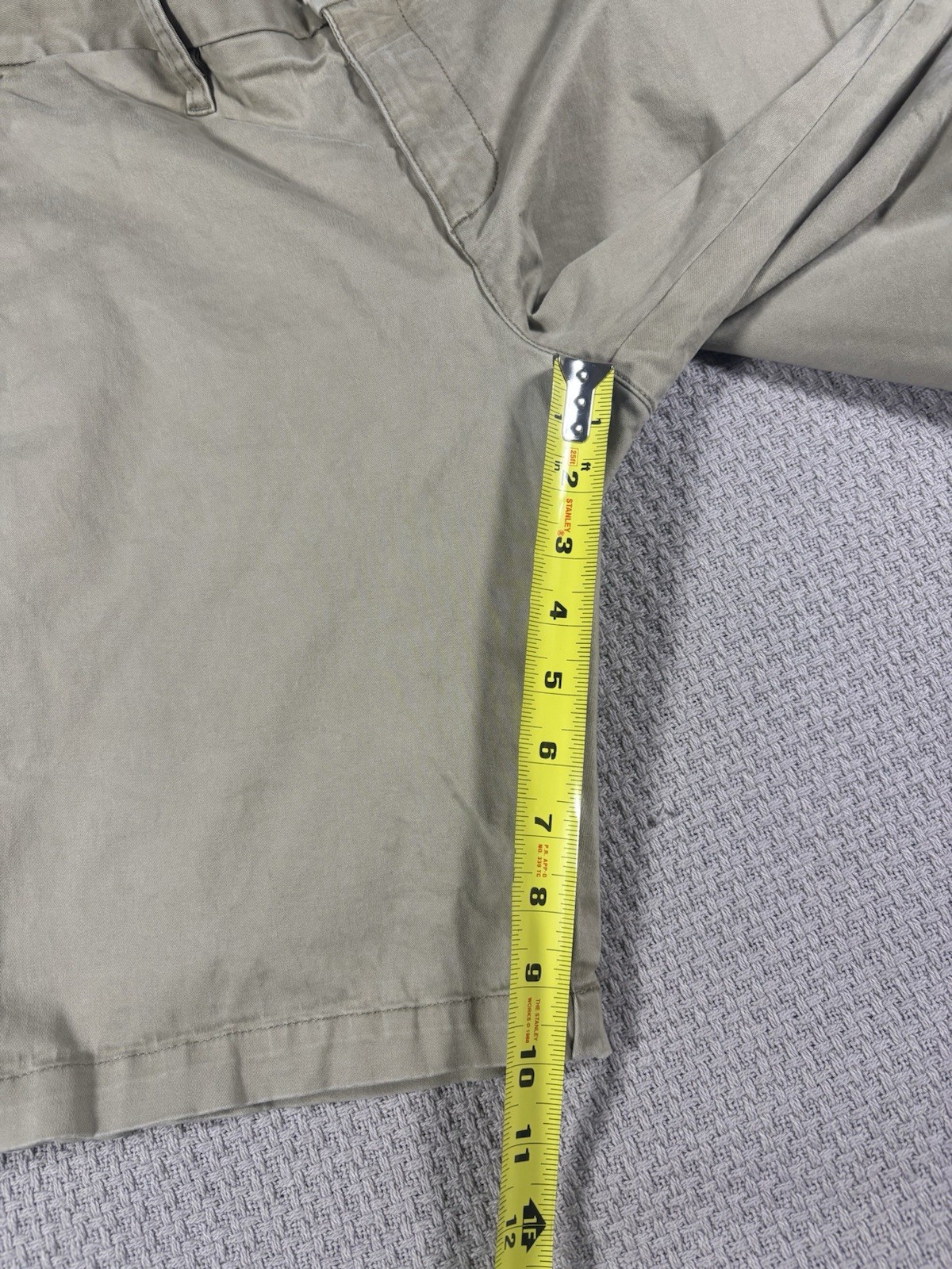 R.M. Williams khaki Shorts mens 34” beige