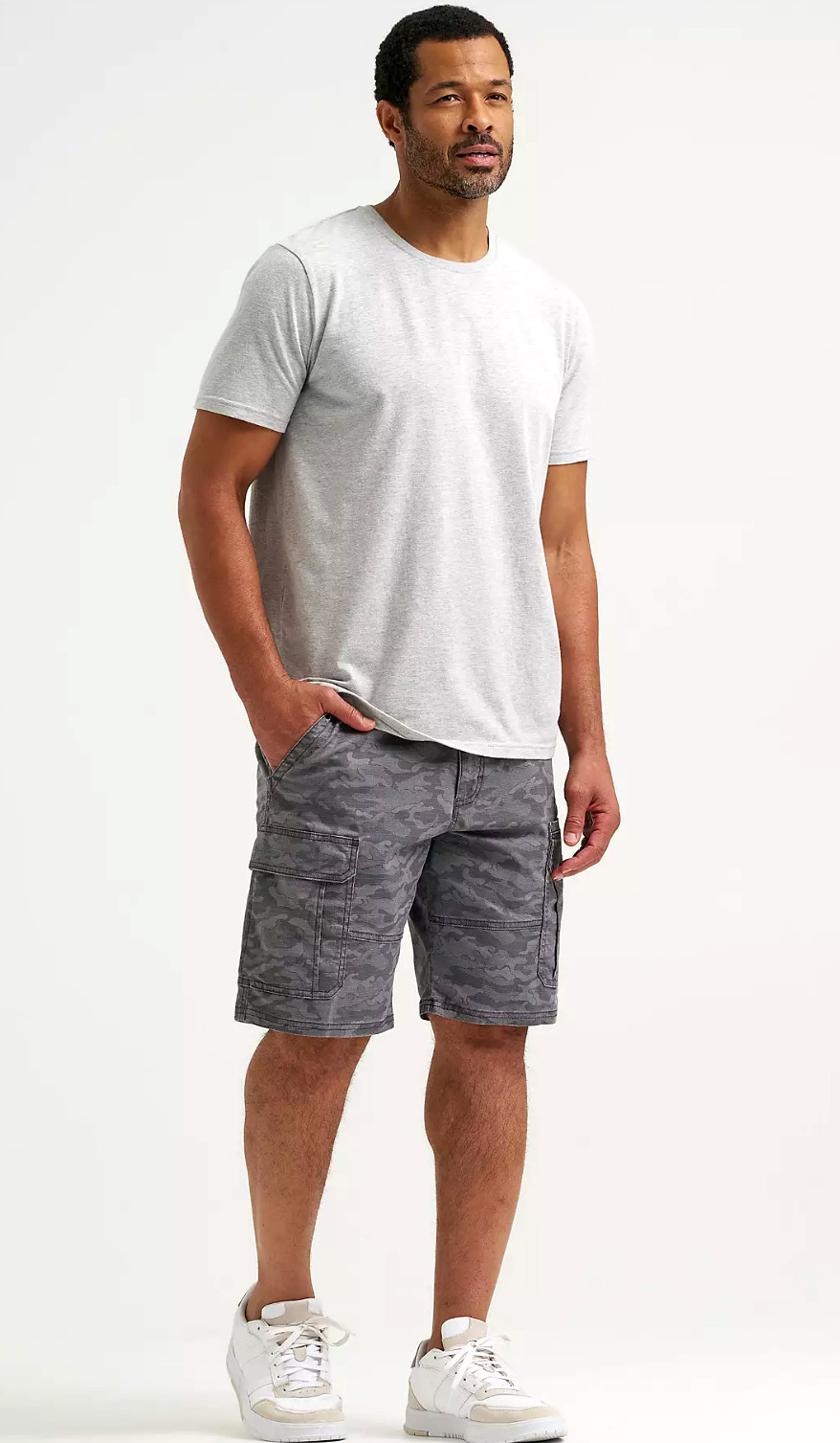 Men’s Wrangler Relaxed Fit Cargo Shorts w/ Stretch Camo Magnet Grey ALL SIZES