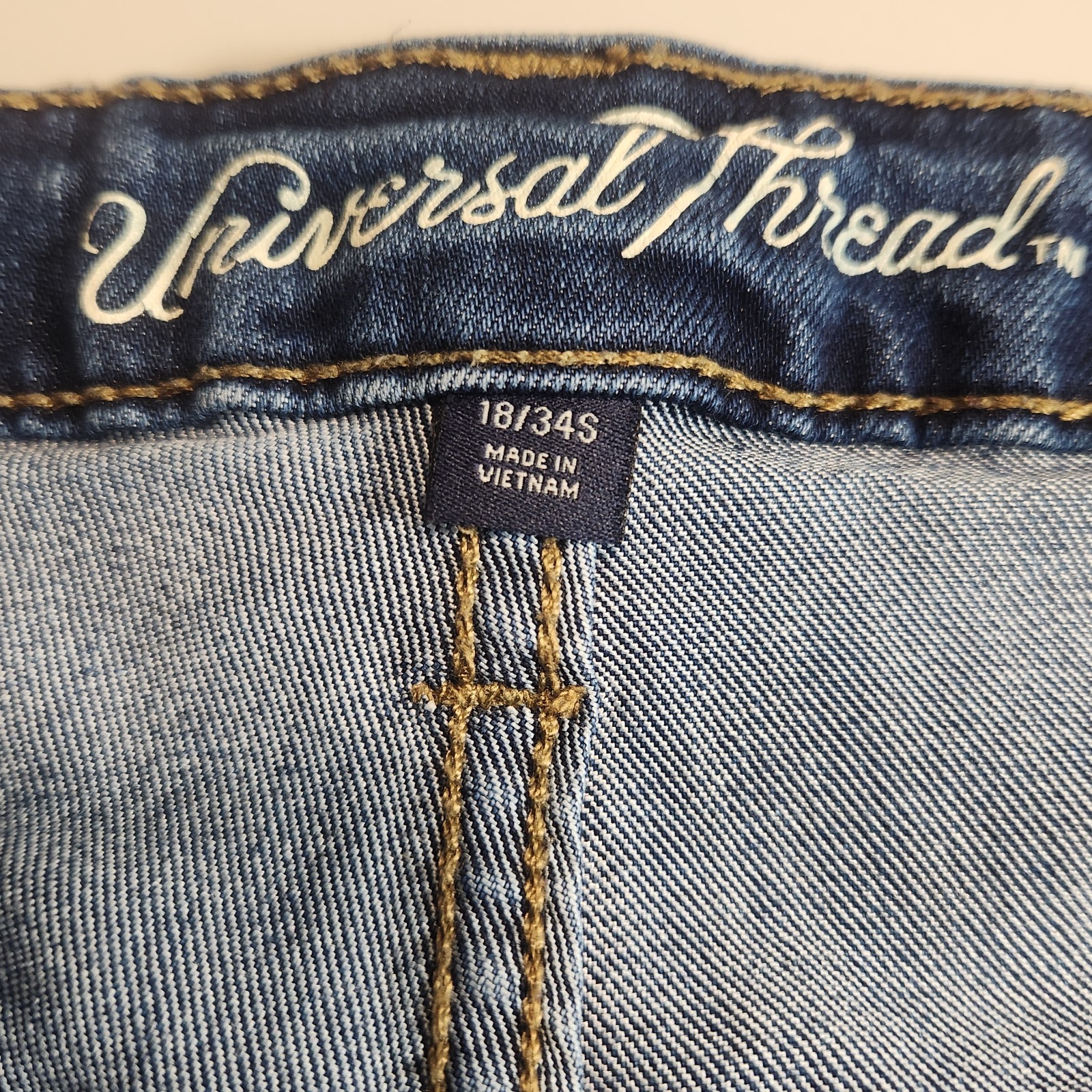 Universal Thread Mid Rise Skinny Jeggings Medium Wash – Size 18
