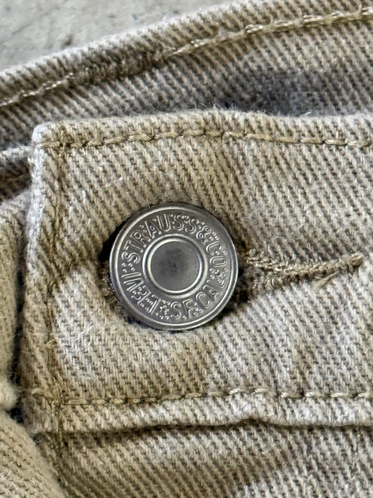 Levi’s 511 Slim Khaki Jeans Men’s 34×34 Tan 100% Cotton Summer Casual Pants