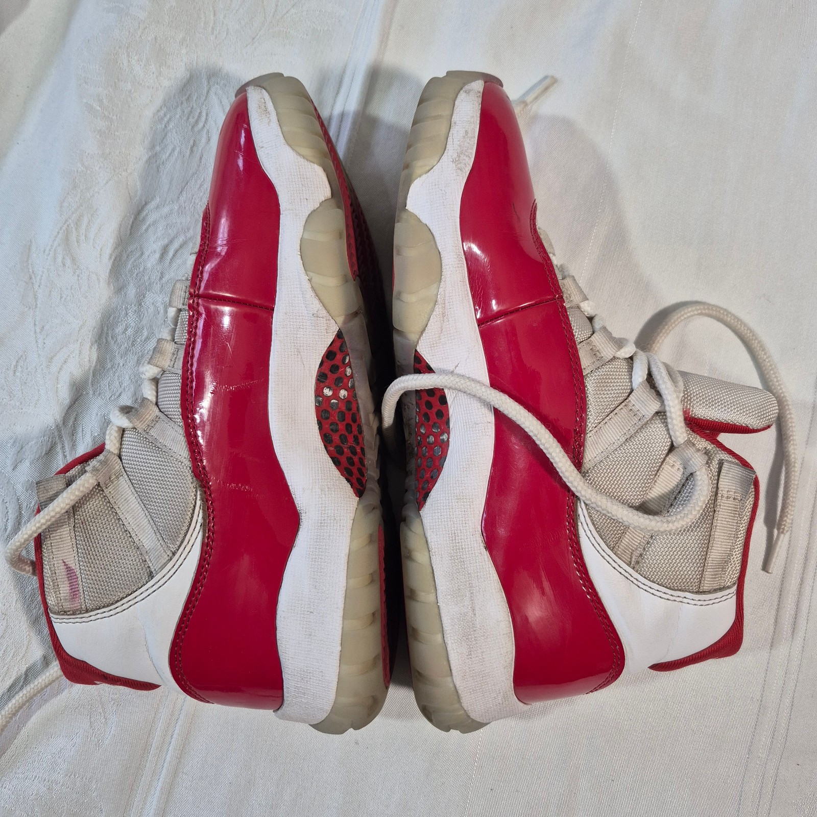 Jordan 11 Retro High Cherry 7.5 Sneakers