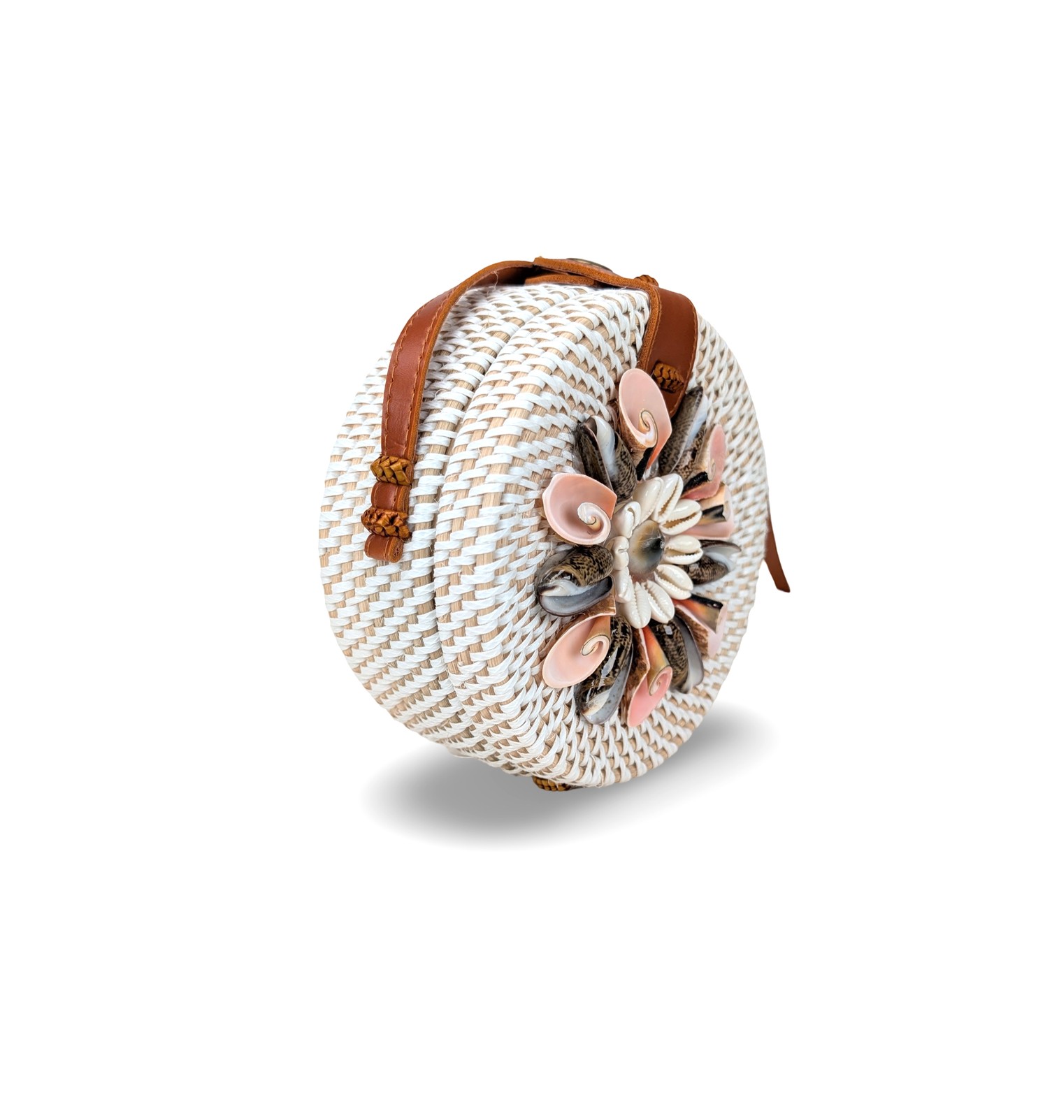 Shell Boho Bag, Rattan Round Purse, Seashell Floral bag, Handmade Rattan purse