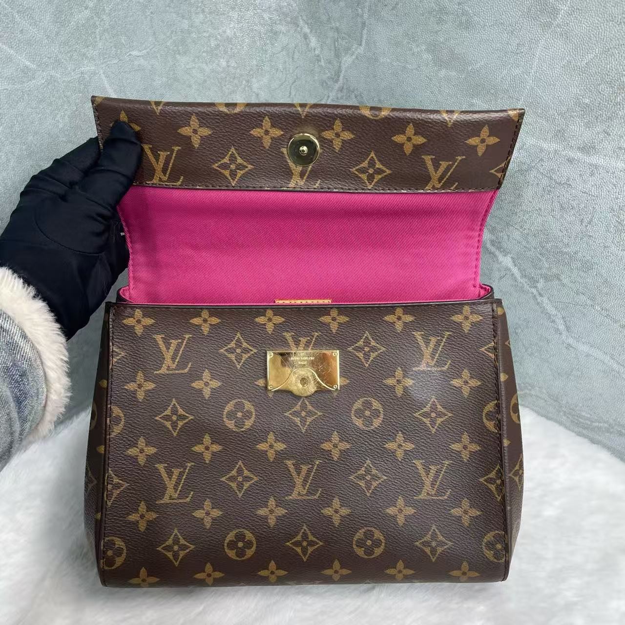 Louis Vuitton Cluny Top Handle Bag Monogram Canvas BB