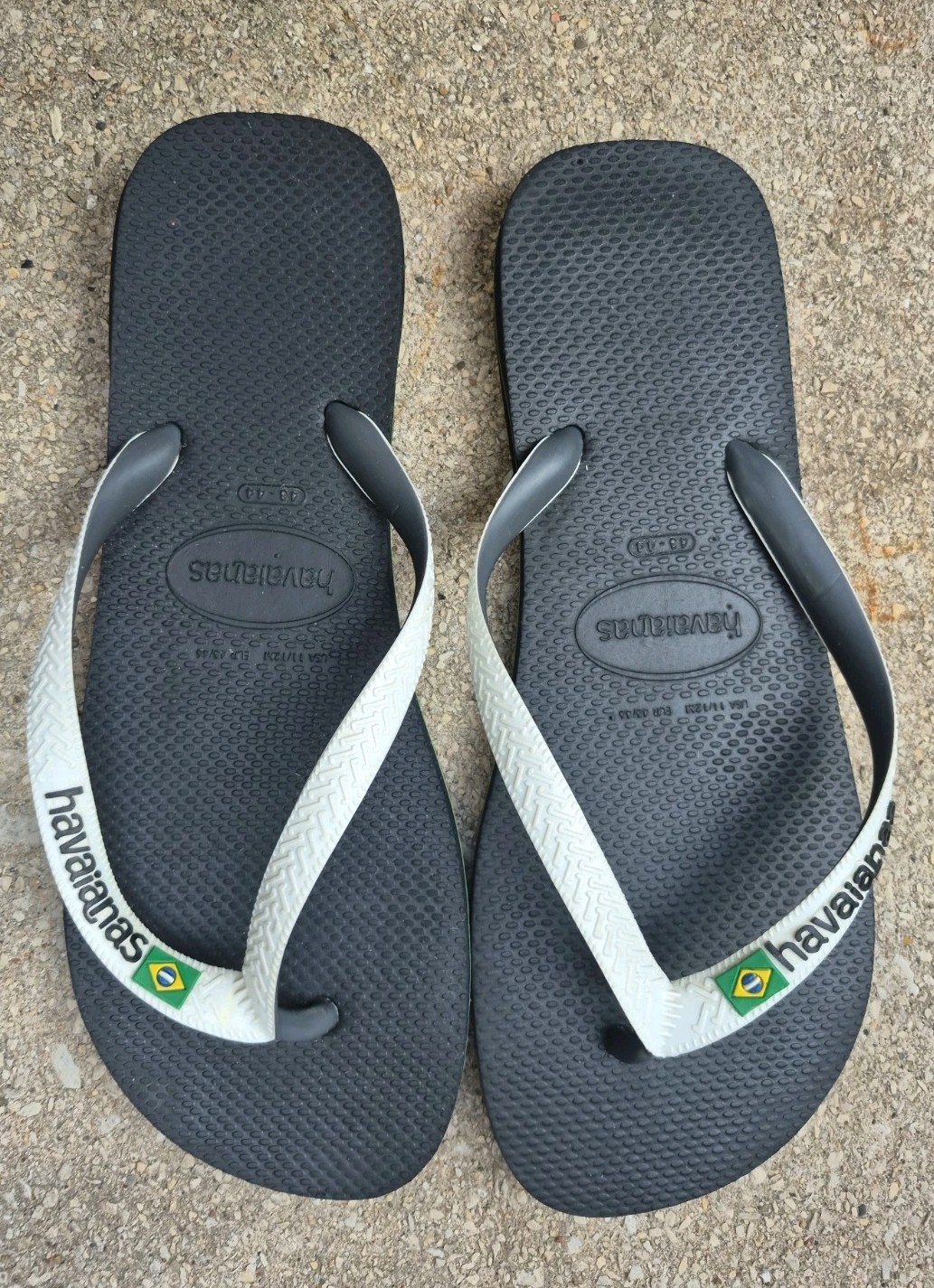Havaianas Brazil Logo Flip Flops Men’s 11-12 Rubber Sandals Brazilian Flag