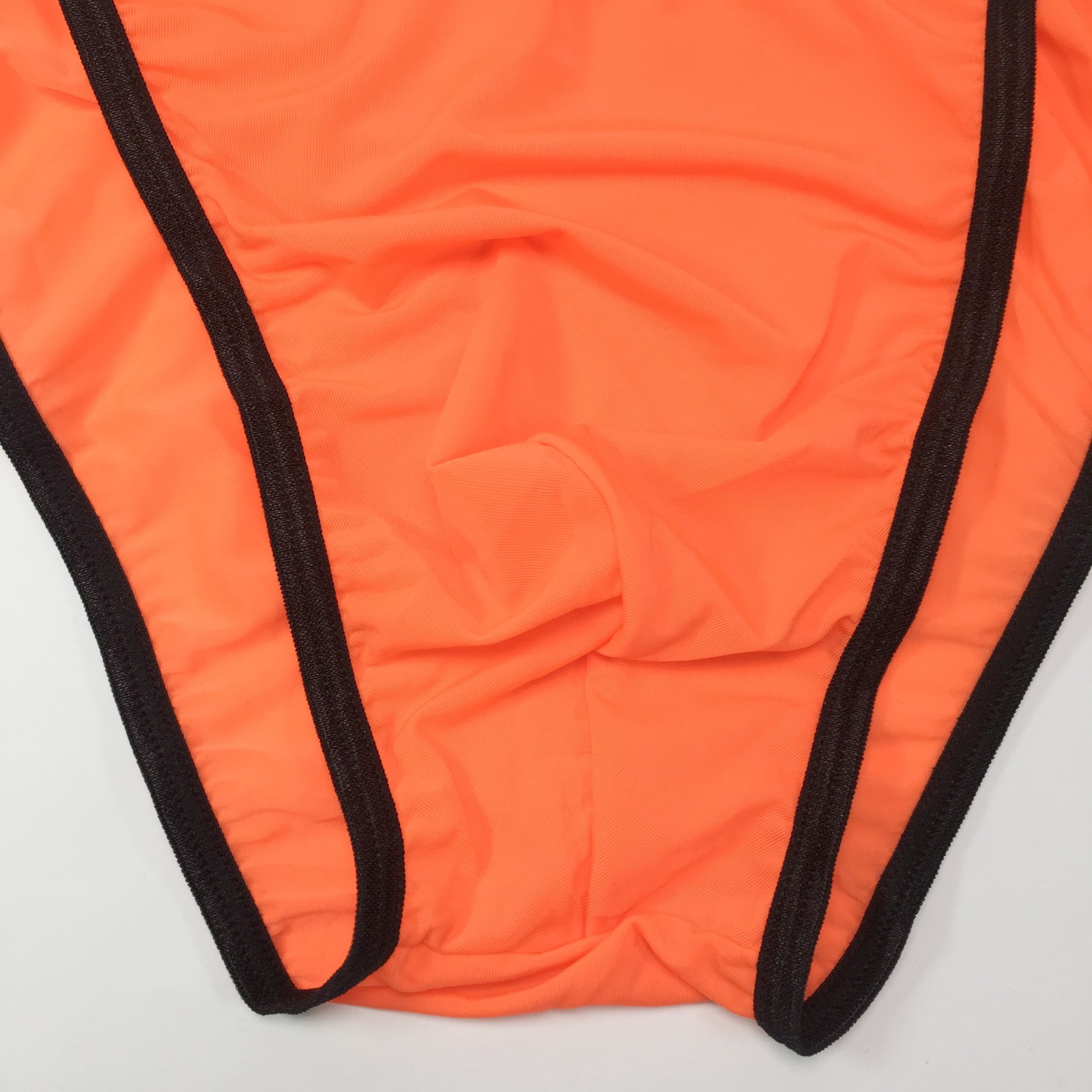 G3422 K342 Men’s String Bikini Contoured Pouch Silky Soft