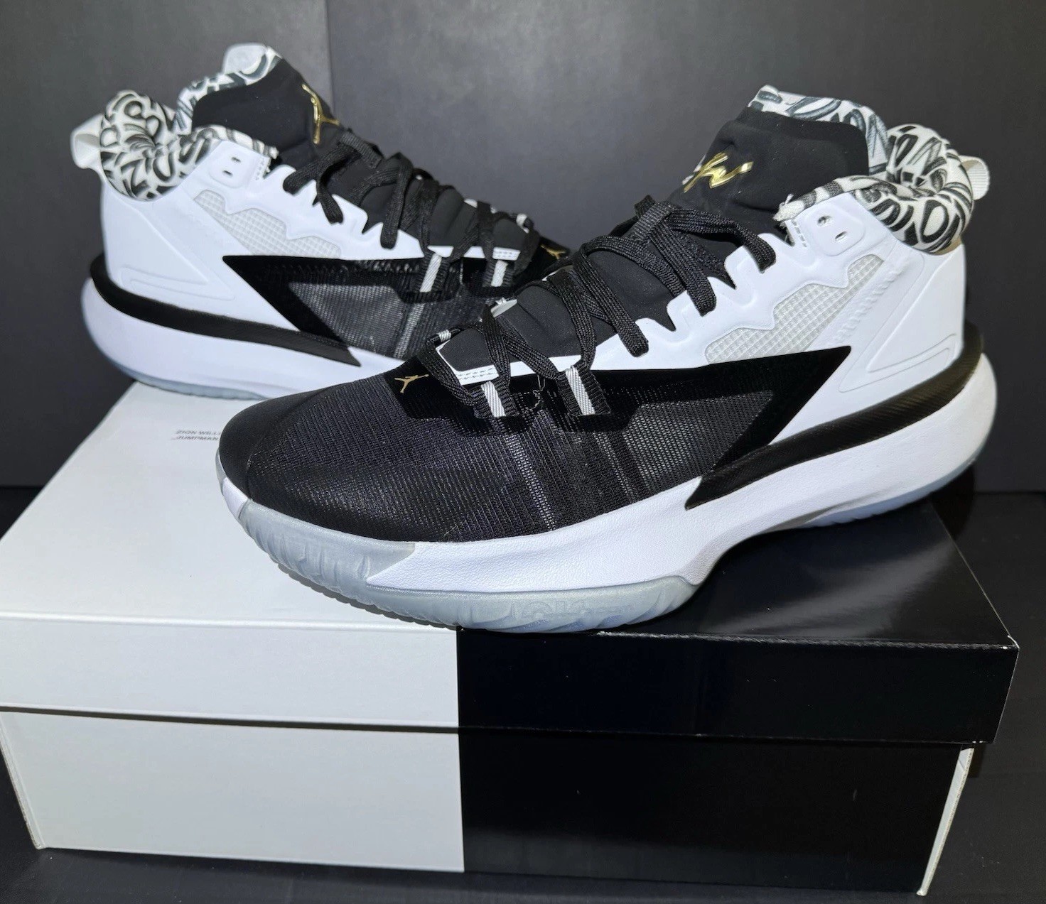 Jordan Zion Williamson Gen Zion 1 Size Mens 11.5 Black White Basketball Shoes