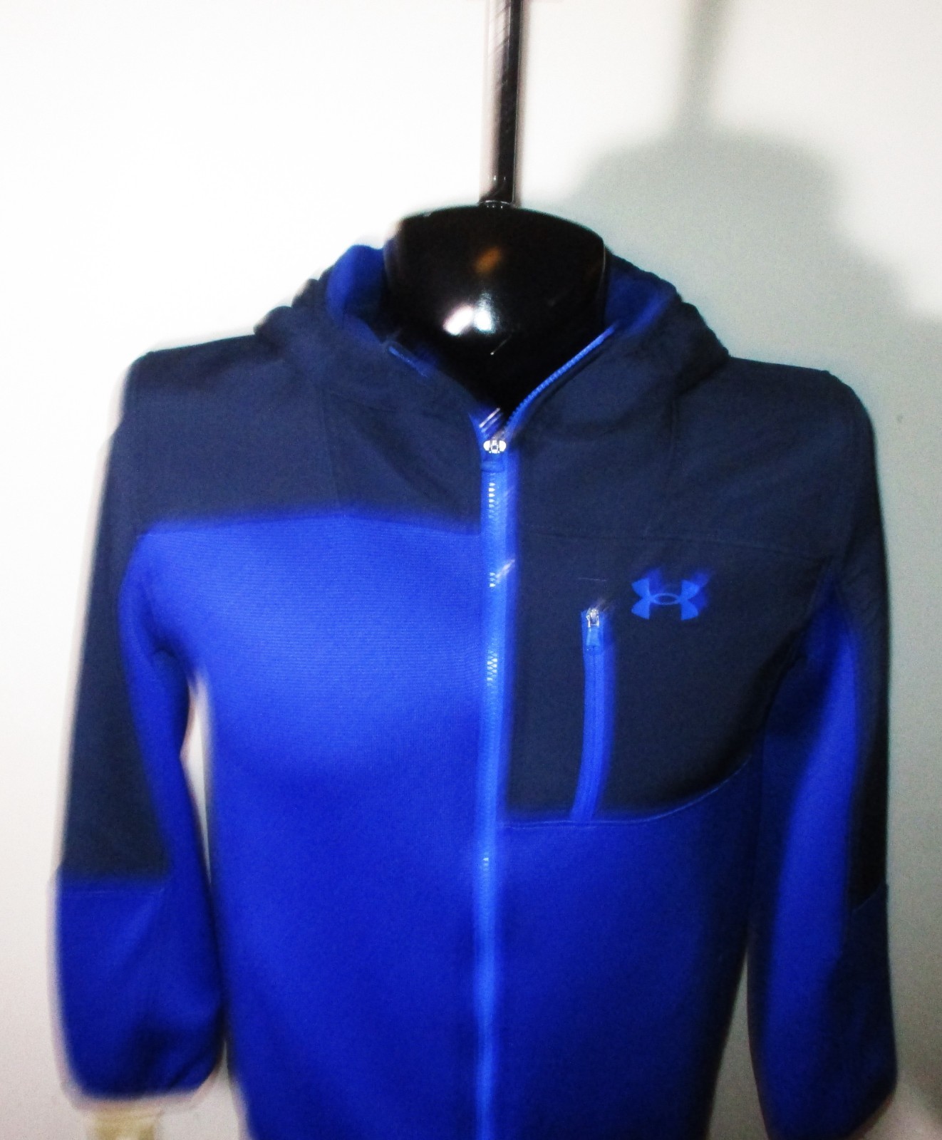UNDER ARMOUR Blue Full Zip Hoeded Jacket Youths XL NWOT
