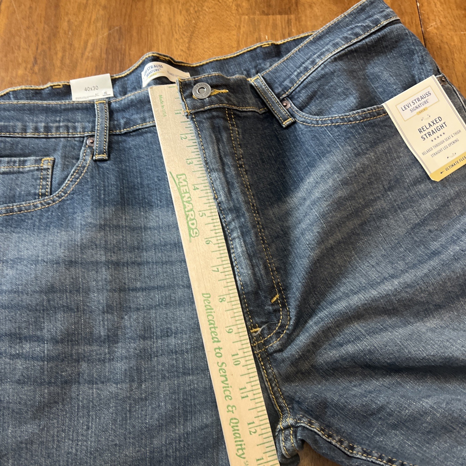 Signature by Levi Strauss & Co. Gold Label Men’s Bootcut Fit Jeans 40×30