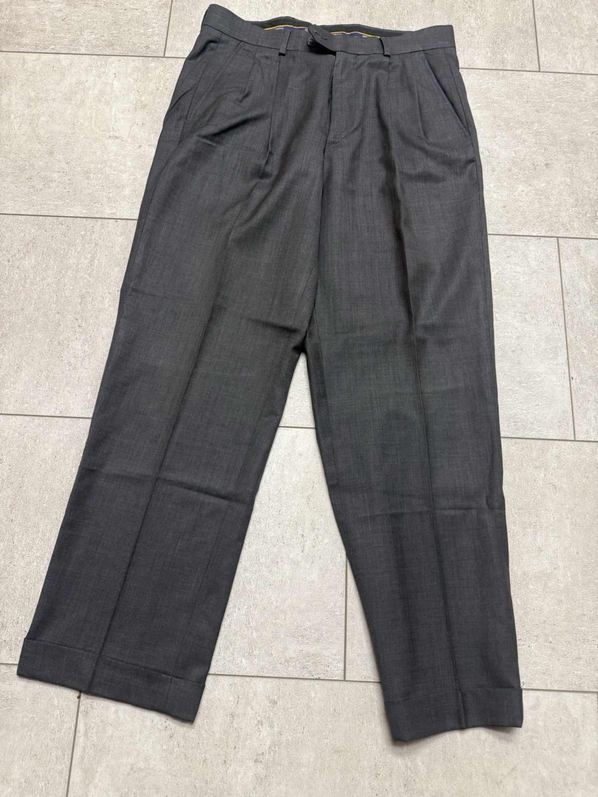 Arrow Brigade Pants Mens 32x30Gray Pleated Dress Slacks Classic Pockets